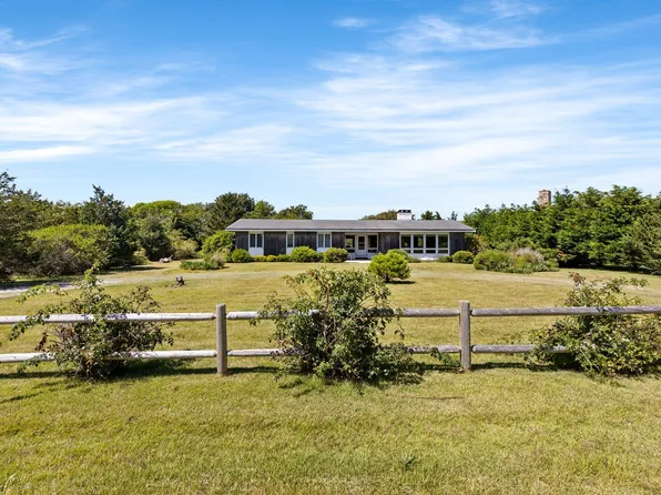 80 Edgartown Bay Road, Edgartown, MA 02539