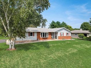 4610 Iroquois Trl, Morrisonville, WI 53571