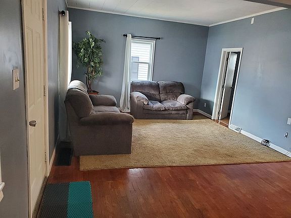 5th image of 2905 Mitchell Ave