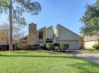 1022 Honey Hill Dr, Houston, TX 77077