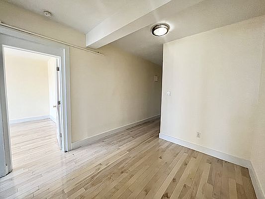 4th image of 125 Brighton 11 St #6C