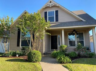 10312 Franklin Dr, Aubrey, TX 76227