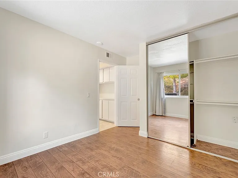 24811 Cutter — Photo 17