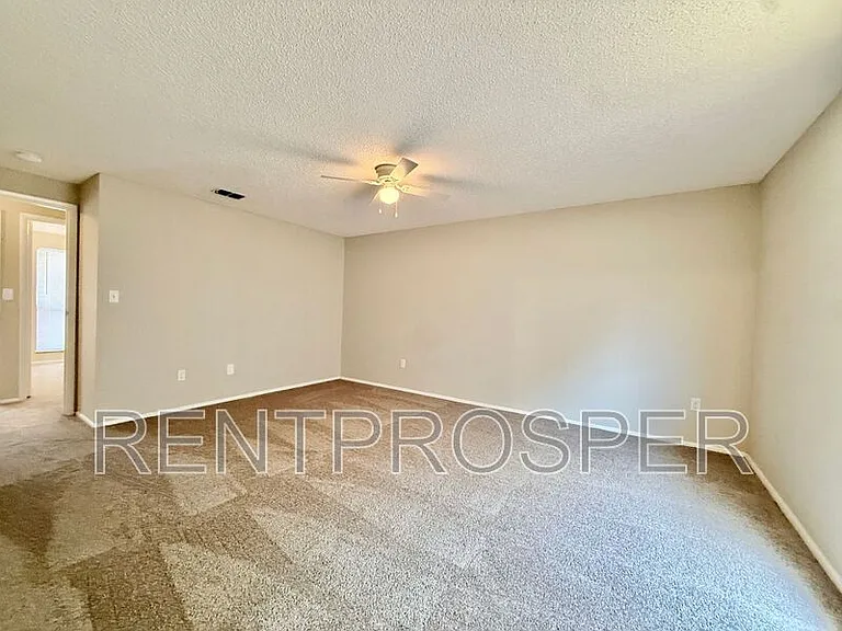 1228 Pine Sap Ct — Photo 10