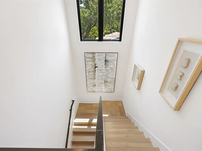 5004 Highland Ct — Photo 20