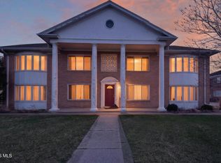 2130 Richards Rd APT 2, Ottawa Hills, OH 43606