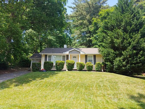 Front Yard, driveway
