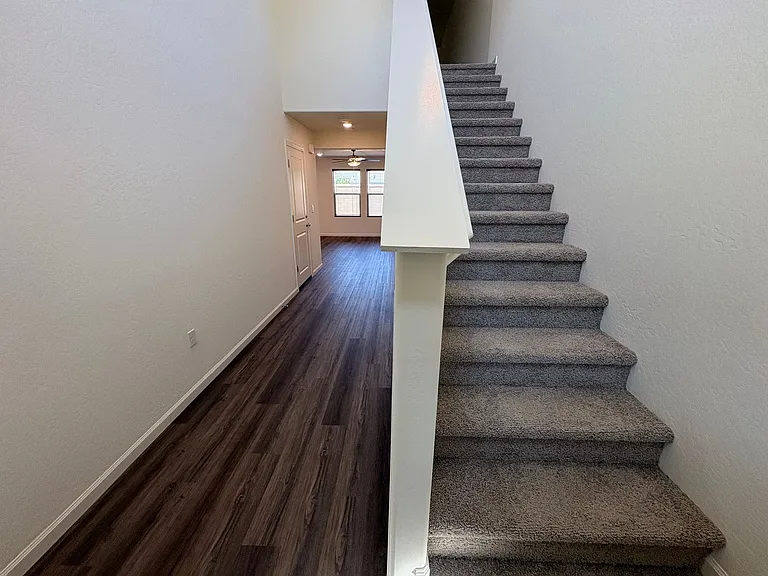 1900 Oaks Fall Ct — Photo 22