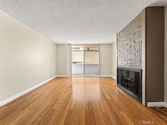 4th image of 421 S La Fayette Park Pl APT 406