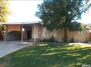 840 Pennsylvania Ave, Los Banos, CA 93635