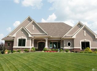 2760 Scarborough Pl, Xenia, OH 45385