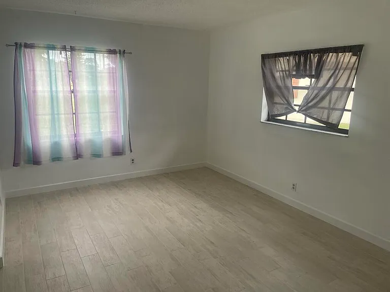 4259 Oak Terrace Dr — Photo 7