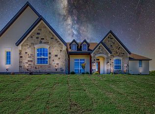 810 San Saba E, Midlothian, TX 76065