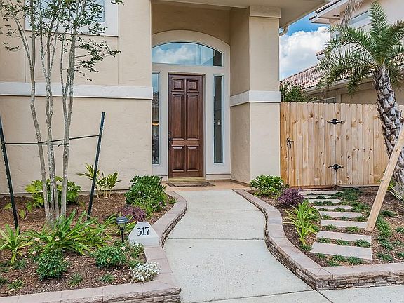 4th image of 317 Harborside Cir