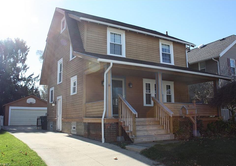 1st image of 440 Selden Ave