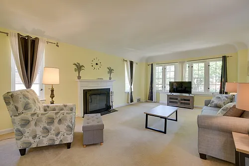 10508 S Claremont Ave #ID1305927P Photo 1