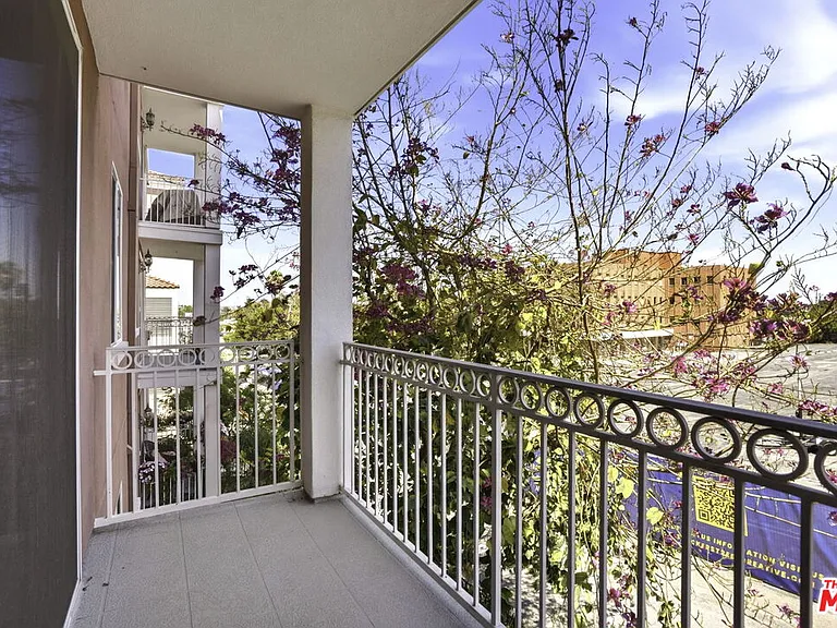 3740 Santa Rosalia Dr #223 — Photo 4