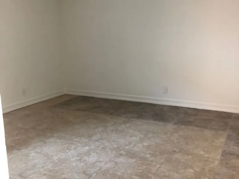 2650 E Park Ln — Photo 29
