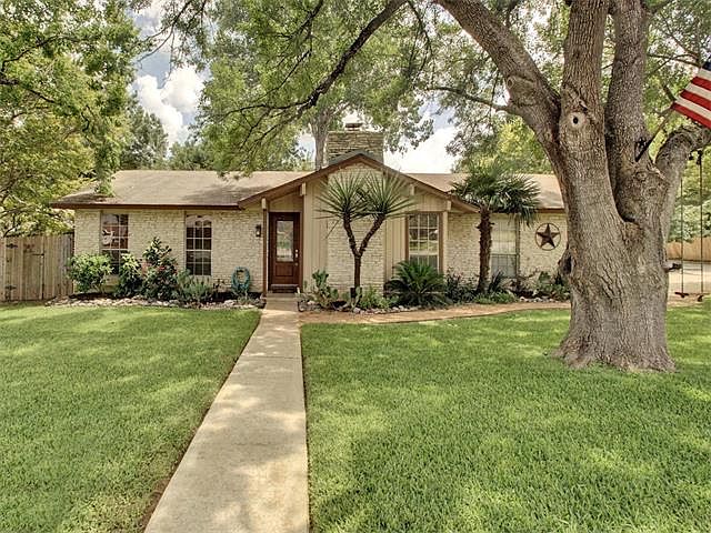 1st image of 821 Berrywood Dr