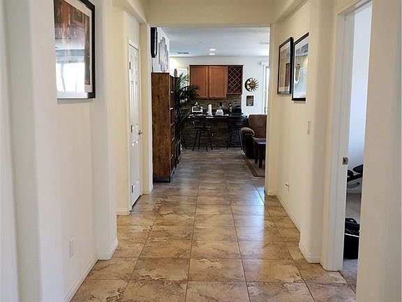 3rd image of 1038 Via Nandina Pl