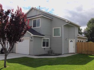 4904/4906 Maid Jessica St, Caldwell, ID 83607