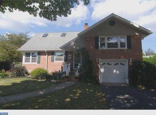 2305 Gring Dr, Reading, PA 19609