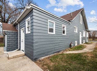 14018 S Burnham Ave, Burnham, IL 60633