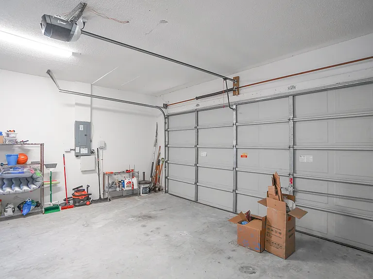 3012 E Vina Del Mar Blvd — Photo 46
