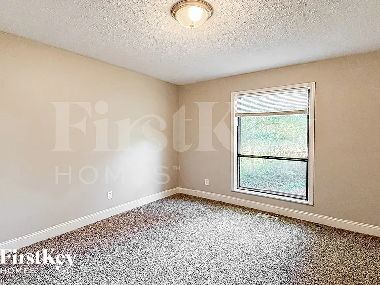 103 Walnut Way — Photo 13