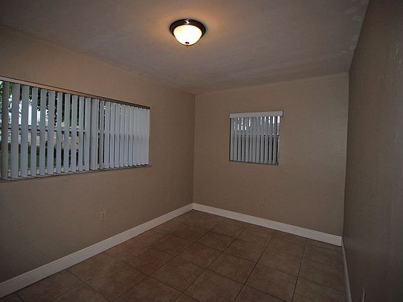 5th image of 17310 NW 36th Ave