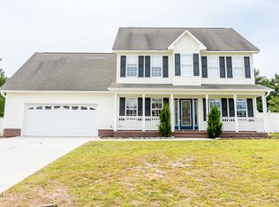 130 Harvest Moon Dr, Richlands, NC 28574