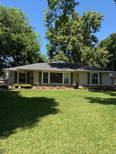 366 Gloria Ave Photo 1