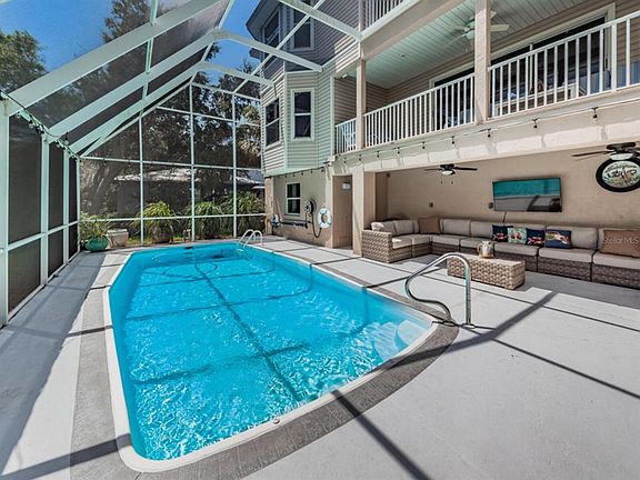 4th image of 3114 Bluff Blvd