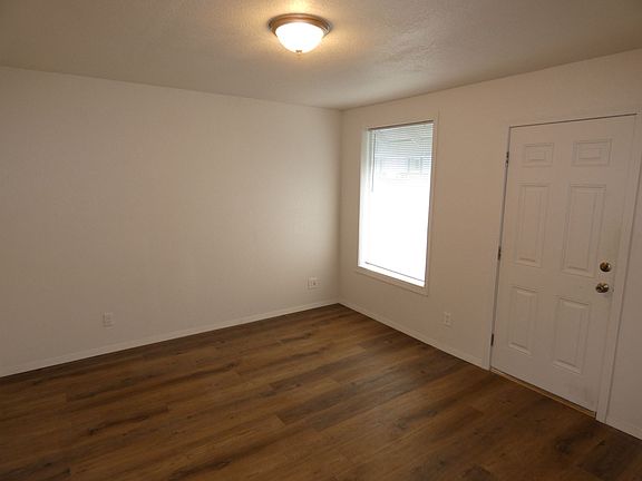2nd image of 201 N Liberty St #1