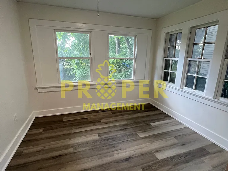 932 Harvard Blvd — Photo 4