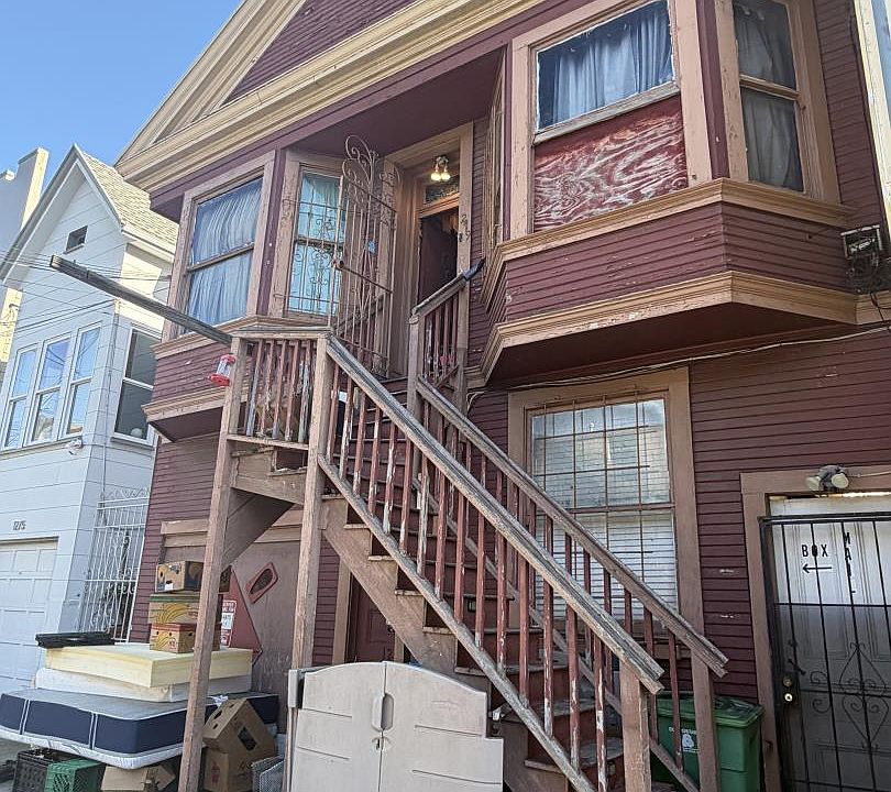 2nd image of 1279 Florida St