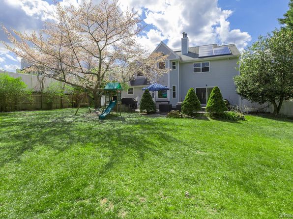 65 Mayfair Rd
