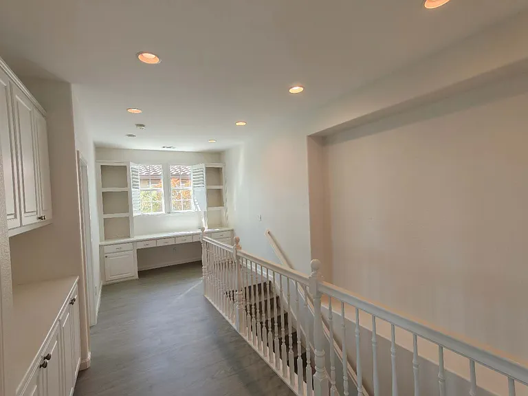 3137 Enfield St — Photo 17