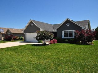 10844 S Shepard Ave, Oak Creek, WI 53154