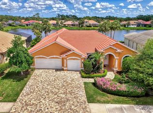 4957 Sabal Lake Cir, Sarasota, FL 34238