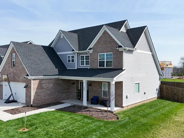 204 Skaggs Blvd, Nicholasville, KY 40356