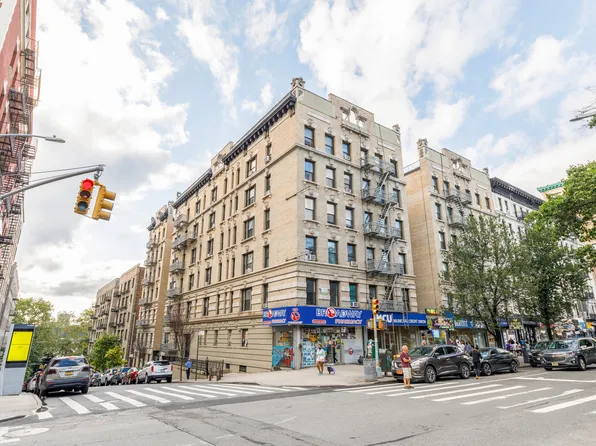 3621 Broadway