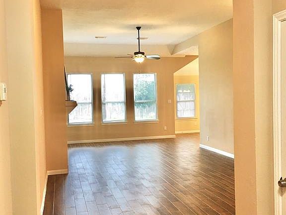 5th image of 1642 Rushworth Dr