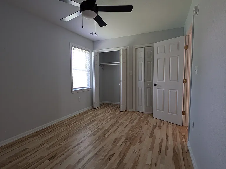 918 N Poindexter St #C — Photo 5