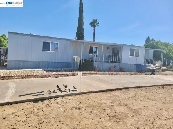 2240 Golden Oak Ln Space 131, Merced, CA 95341