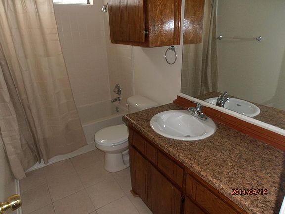 5th image of 3817 SW Hickory Ln