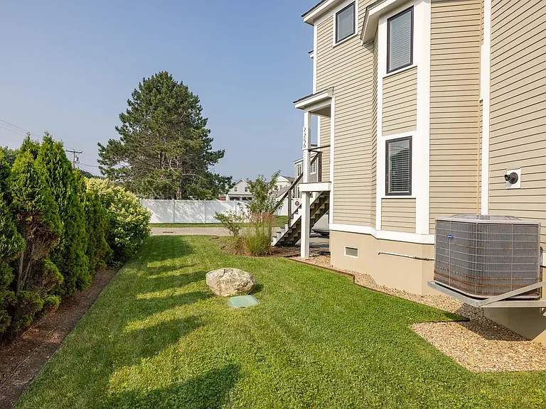 2256 Ocean Blvd — Photo 26