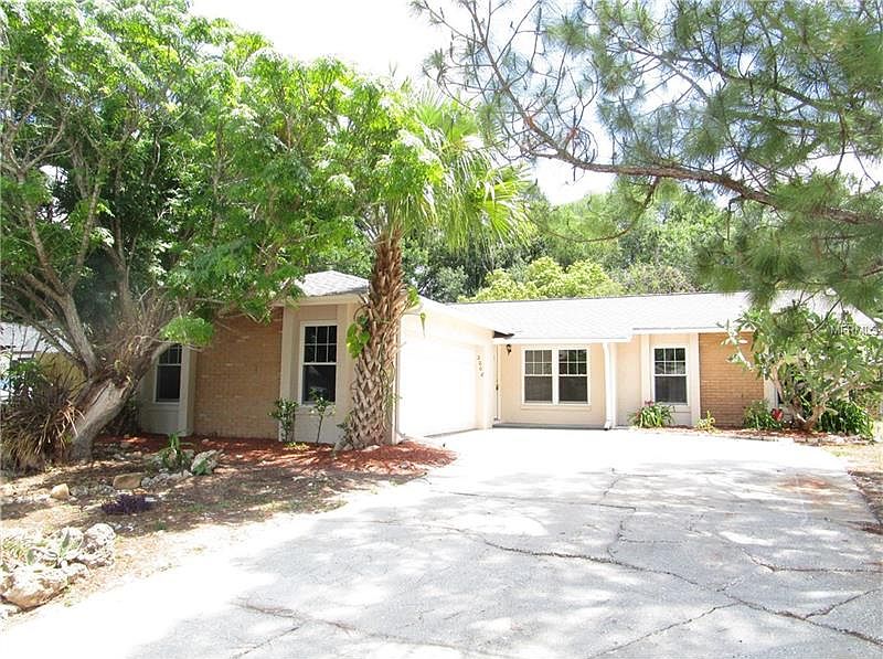1st image of 2202 Lauren Cir