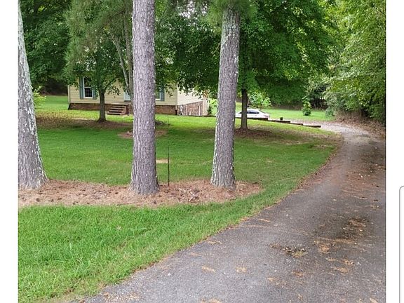 Driveway paved until the house then rock