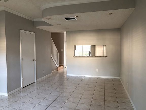 4th image of 5662 NW 99th Way